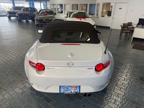 Used 2016 MAZDA MX-5 Miata Grand Touring image 8