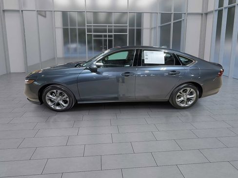 Used 2024 Honda Accord EX image 5