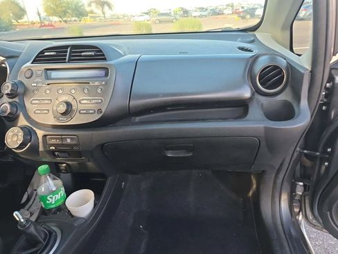 Used 2013 Honda Fit Sport image 13