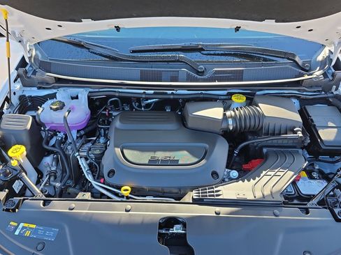 New 2026 Chrysler Pacifica Select image 31