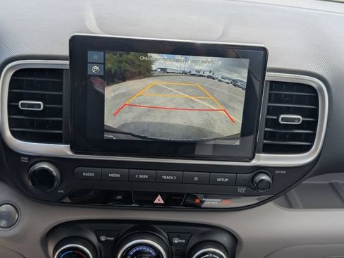 New 2026 Hyundai Venue SEL FWD image 19
