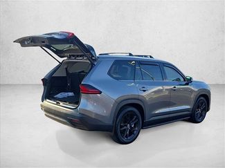 New 2026 Toyota Grand Highlander Limited video 2