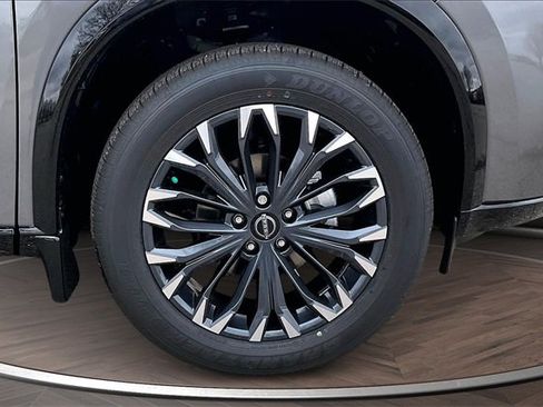 New 2026 Nissan Rogue Platinum w/ Platinum Premium Package image 12