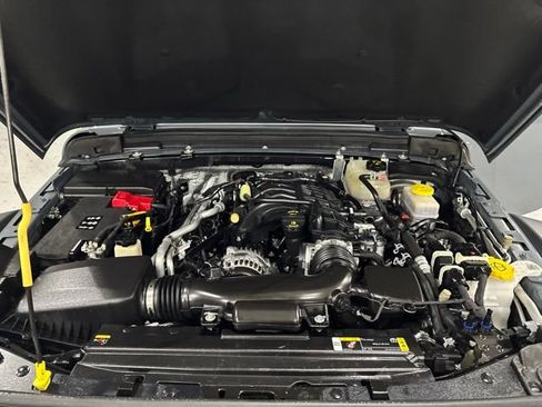 Used 2024 Jeep Wrangler Unlimited Sport AWD/4WD image 38