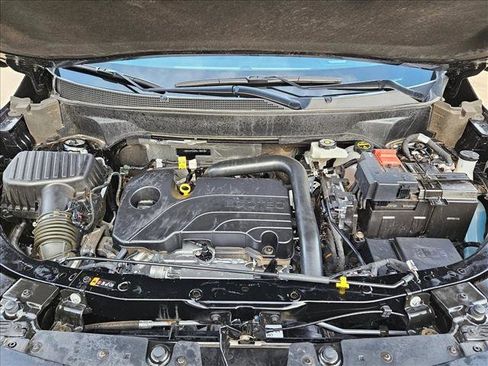 Used 2025 Chevrolet Equinox LT w/ Safety and Technology Package image 21