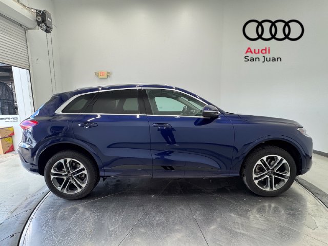 Used 2025 Audi Q5 Premium w/ Convenience Package AWD/4WD image 36