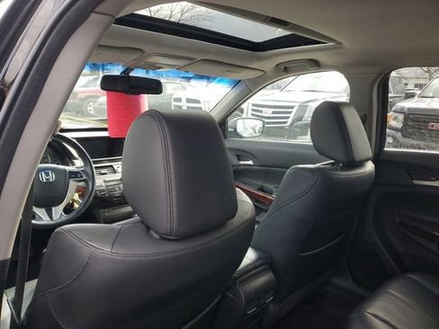 Used 2010 Honda Crosstour EX-L image 9