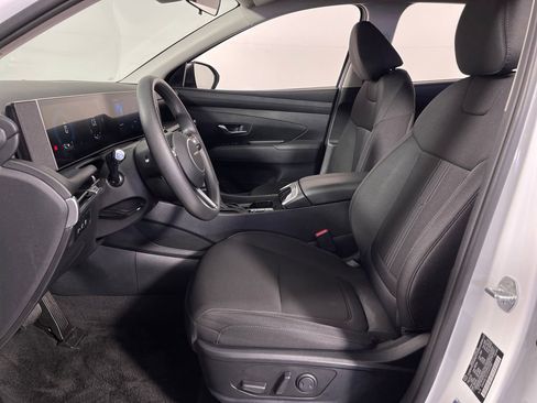 Certified 2025 Hyundai Tucson SEL image 12