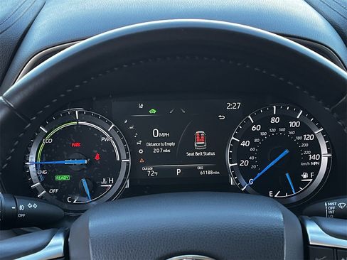 Used 2021 Toyota Highlander Limited image 13