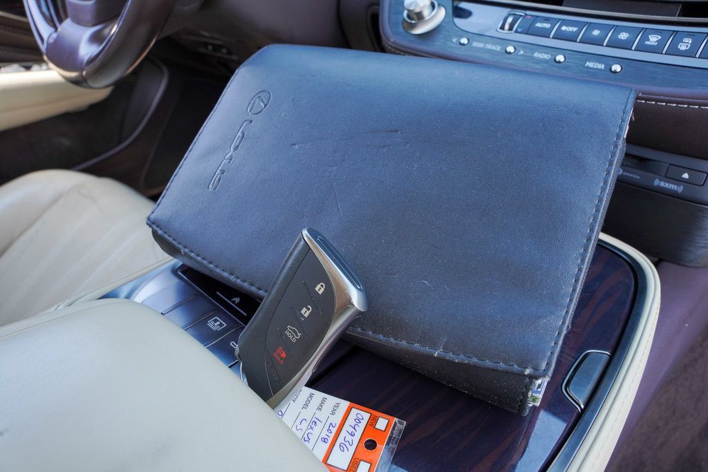 Used 2018 Lexus LS 500 AWD w/ Interior Upgrade Package image 36