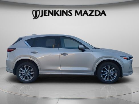 Used 2024 MAZDA CX-5 AWD 2.5 S w/ Premium Package image 6