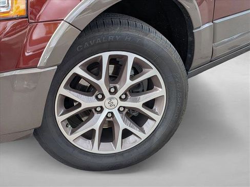 Used 2015 Ford Expedition King Ranch RWD image 10