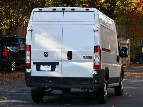 Used 2016 RAM ProMaster 2500 w/ Premium Appearance Group image 5