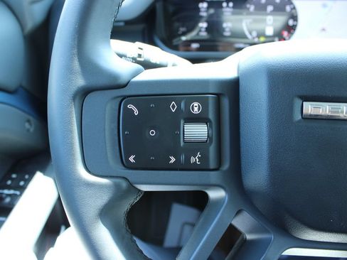 Used 2025 Land Rover Defender 110 S AWD/4WD image 41