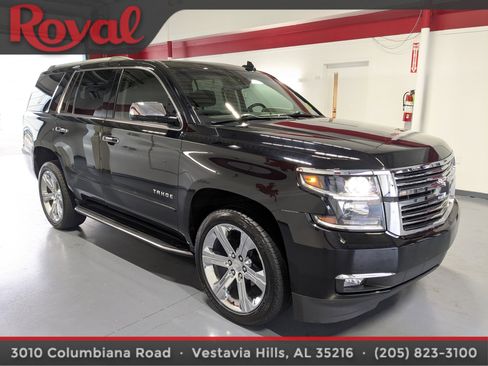 Used 2020 Chevrolet Tahoe Premier w/ Premier 6.2L Value Package image 5