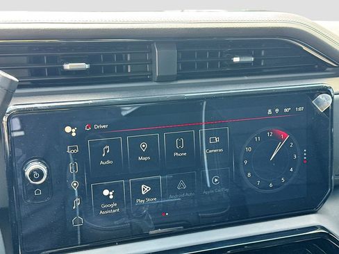 Used 2025 GMC Sierra 2500 AT4X image 16