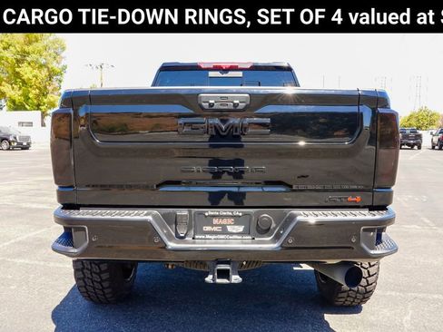 Used 2025 GMC Sierra 2500 AT4 w/ AT4 Premium Plus Package AWD/4WD image 12