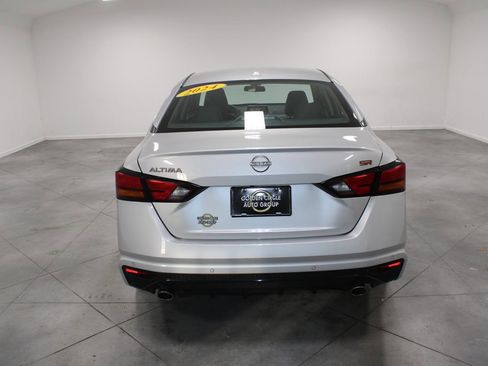Used 2024 Nissan Altima 2.5 SR image 8