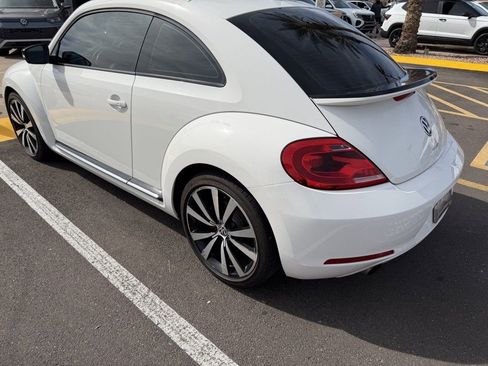Used 2012 Volkswagen Beetle Turbo image 4