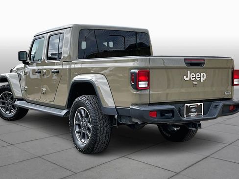 Used 2020 Jeep Gladiator Overland image 12