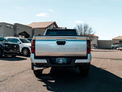 Used 2026 Toyota Tacoma SR5 image 6