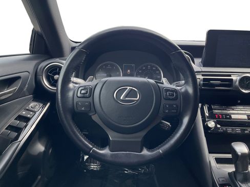 Used 2022 Lexus IS 300 image 12