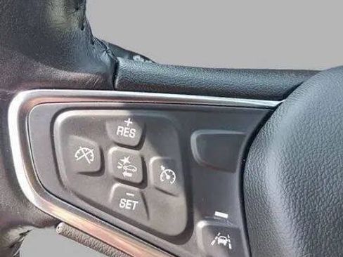 Used 2021 Chevrolet Equinox LT w/ Driver Convenience Package FWD image 20