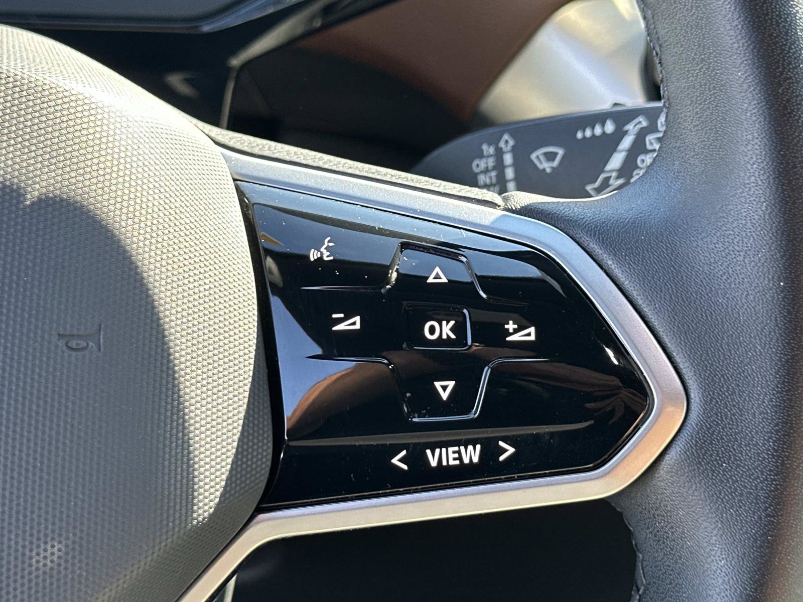 Certified 2023 Volkswagen ID.4 Pro RWD image 10