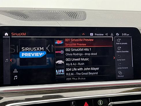 Used 2021 BMW X5 xDrive40i w/ M Sport Package AWD/4WD image 14