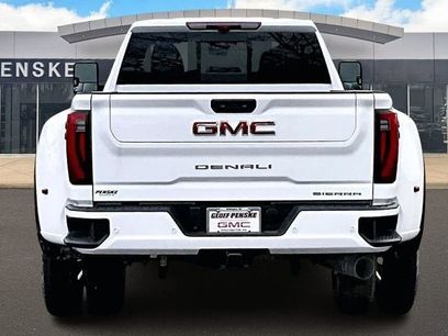 New 2026 GMC Sierra 3500 Denali w/ Denali Reserve Package