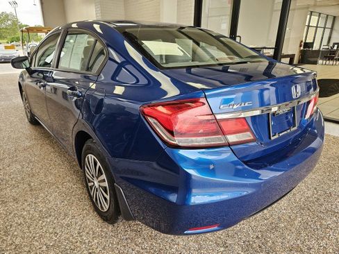 Used 2015 Honda Civic LX image 4