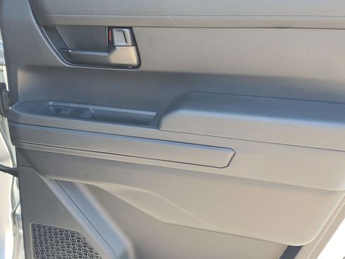 Certified 2025 Toyota Tacoma SR image 42