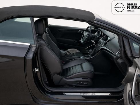 Used 2018 Buick Cascada Premium FWD image 11