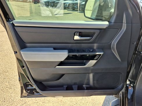 Used 2026 Toyota Tundra Limited image 11