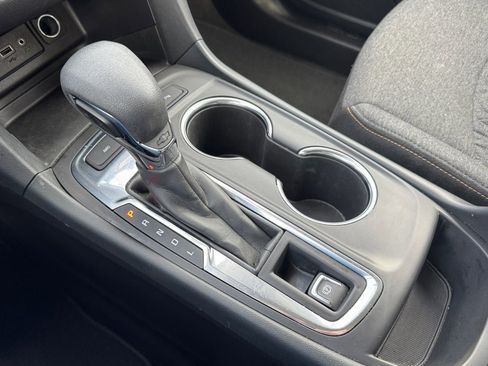 Used 2024 Chevrolet Equinox LT image 28