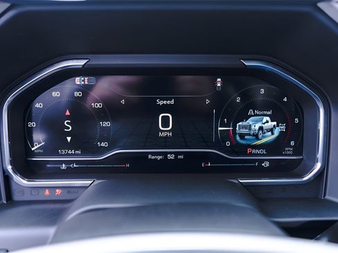 Used 2025 GMC Sierra 2500 Denali w/ Denali Reserve Package image 13