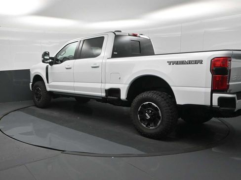 New 2026 Ford F250 Lariat w/ Tremor Off-Road Package AWD/4WD image 6
