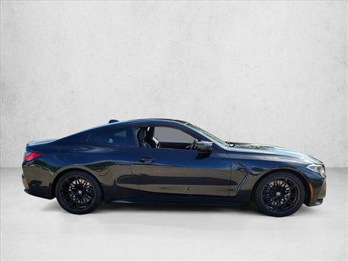 Used 2022 BMW M4 Competition w/ M Carbon Exterior Package RWD image 4