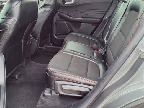 Used 2025 Ford Escape ST-Line AWD/4WD image 15