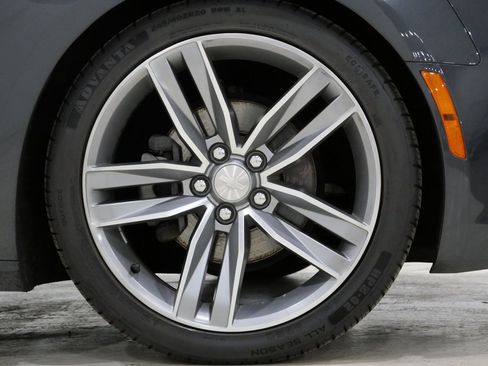 Used 2017 Chevrolet Camaro LT w/ RS Package image 9