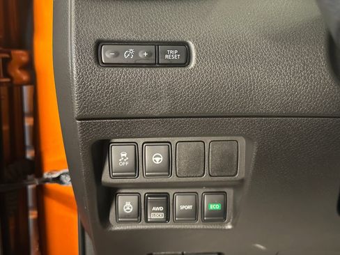 Used 2021 Nissan Rogue Sport SL w/ Premium Package AWD/4WD image 18