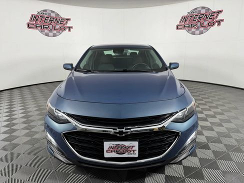 Used 2024 Chevrolet Malibu RS w/ LPO, Floor Liner Package FWD image 2