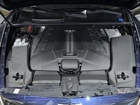 Used 2019 Bentley Bentayga image 10