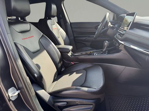 Used 2023 Jeep Compass Trailhawk image 14