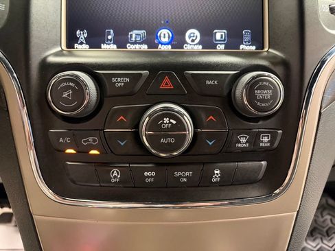 Used 2016 Jeep Grand Cherokee Laredo w/ Quick Order Package 23E AWD/4WD image 17