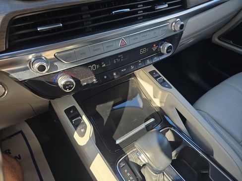 Used 2021 Kia Telluride EX image 36