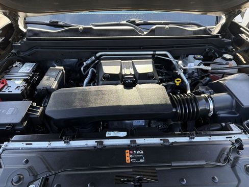 Used 2023 GMC Canyon AT4 w/ AT4 Premium Package AWD/4WD image 28