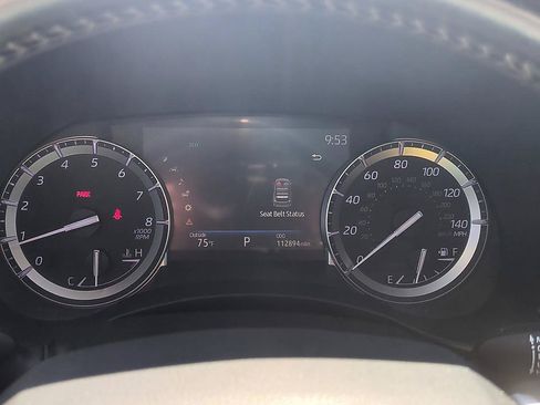 Used 2022 Toyota Highlander XLE AWD/4WD image 17