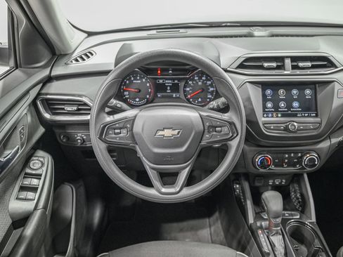 Used 2023 Chevrolet TrailBlazer LT image 17