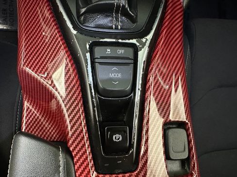 Used 2022 Chevrolet Camaro LT RWD image 30